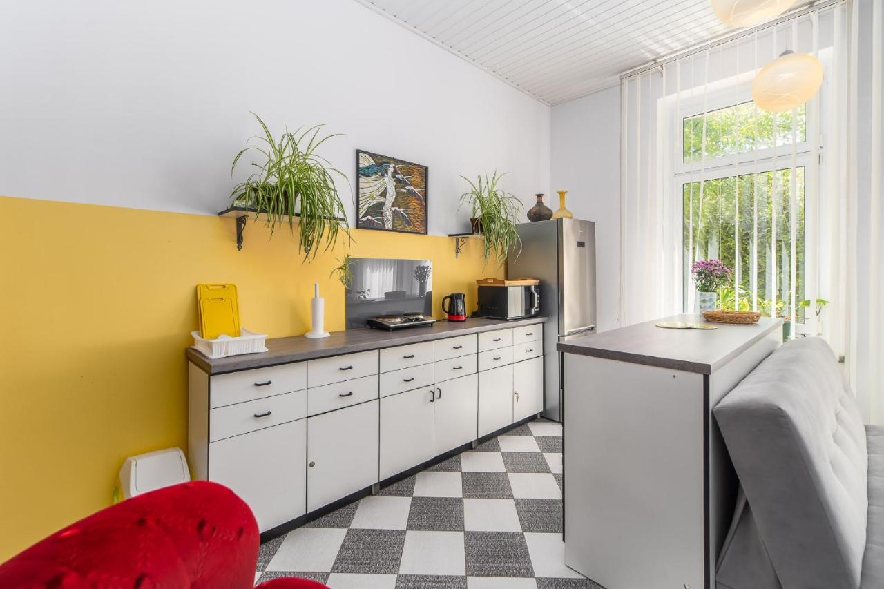 Pod Roza Wiatrow Apartment Kolobrzeg Bagian luar foto